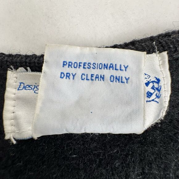 Vintage Womens Thick Wool Cardigan Jacket Large Black Stretch Old Money Preppy - Picture 13 of 16